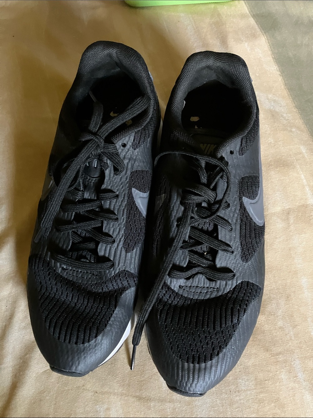 Nike Black Running Sneakers with Grey Swoosh Accent